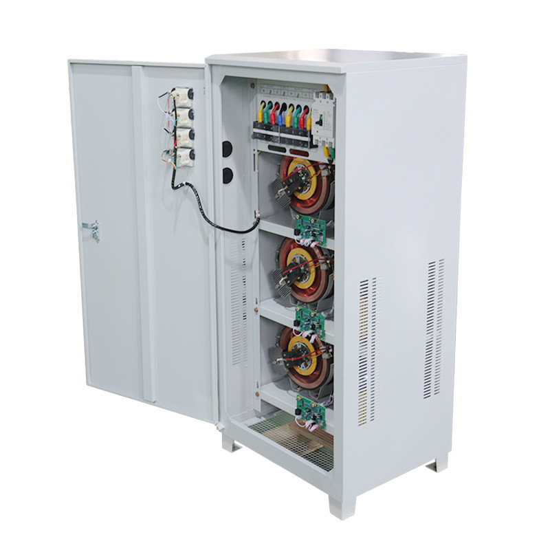 Trójfazowy stabilizator napięcia 80KVA 80KW Automatyczny regulator napięcia i stabilizator do zastosowań przemysłowych