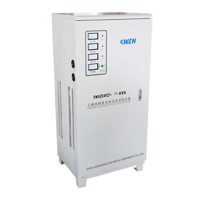 Sprzedaż fabryczna Trzyfazowy stabilizator napięcia 40KVA Trzyfazowy serwo AVR Automatyczny regulator napięcia 380V 415V 400V